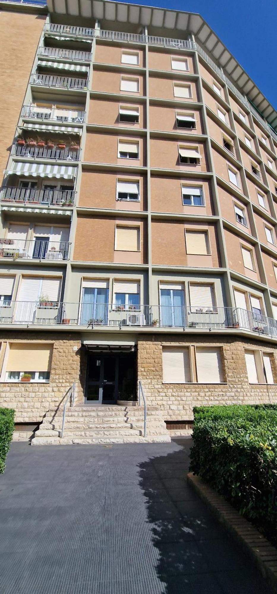 Apartment Kisses From Open Space - No Pets Allowed Livorno